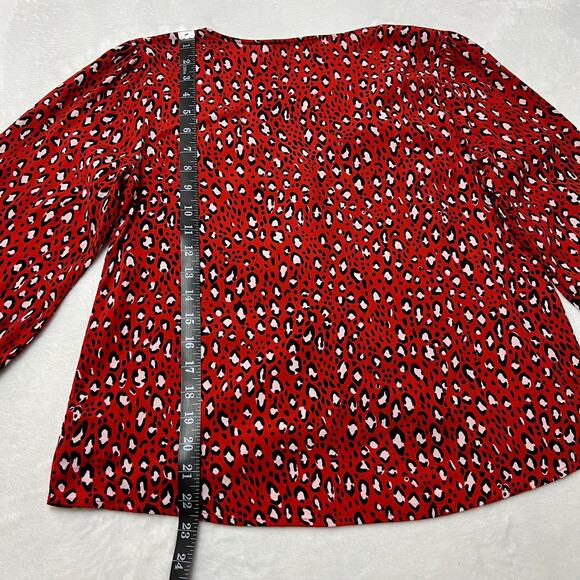 Sanctuary Noelle Leopard Print Smocked Sleeve Button Down Blouse *SMALL FLAW* - Picture 12 of 15